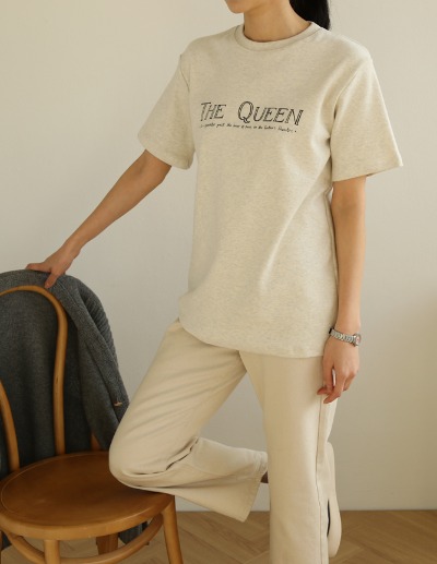 퀸 피치 티셔츠